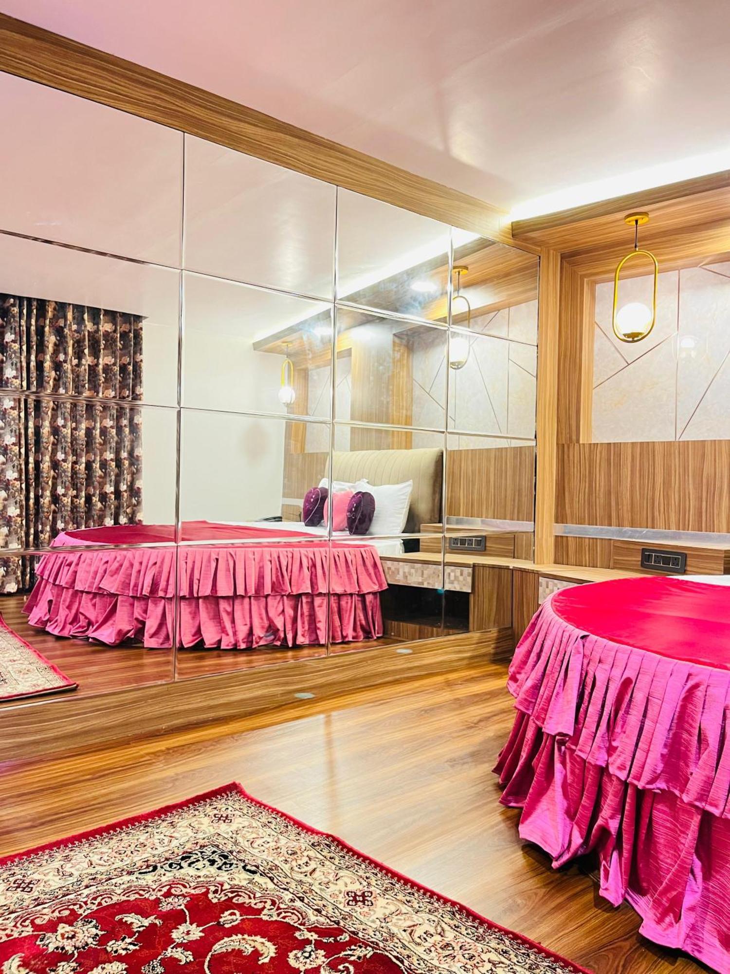 Hotel Broadway Boutique Mall Road Darjeeling - A Luxury Collection - Best Seller Exterior photo