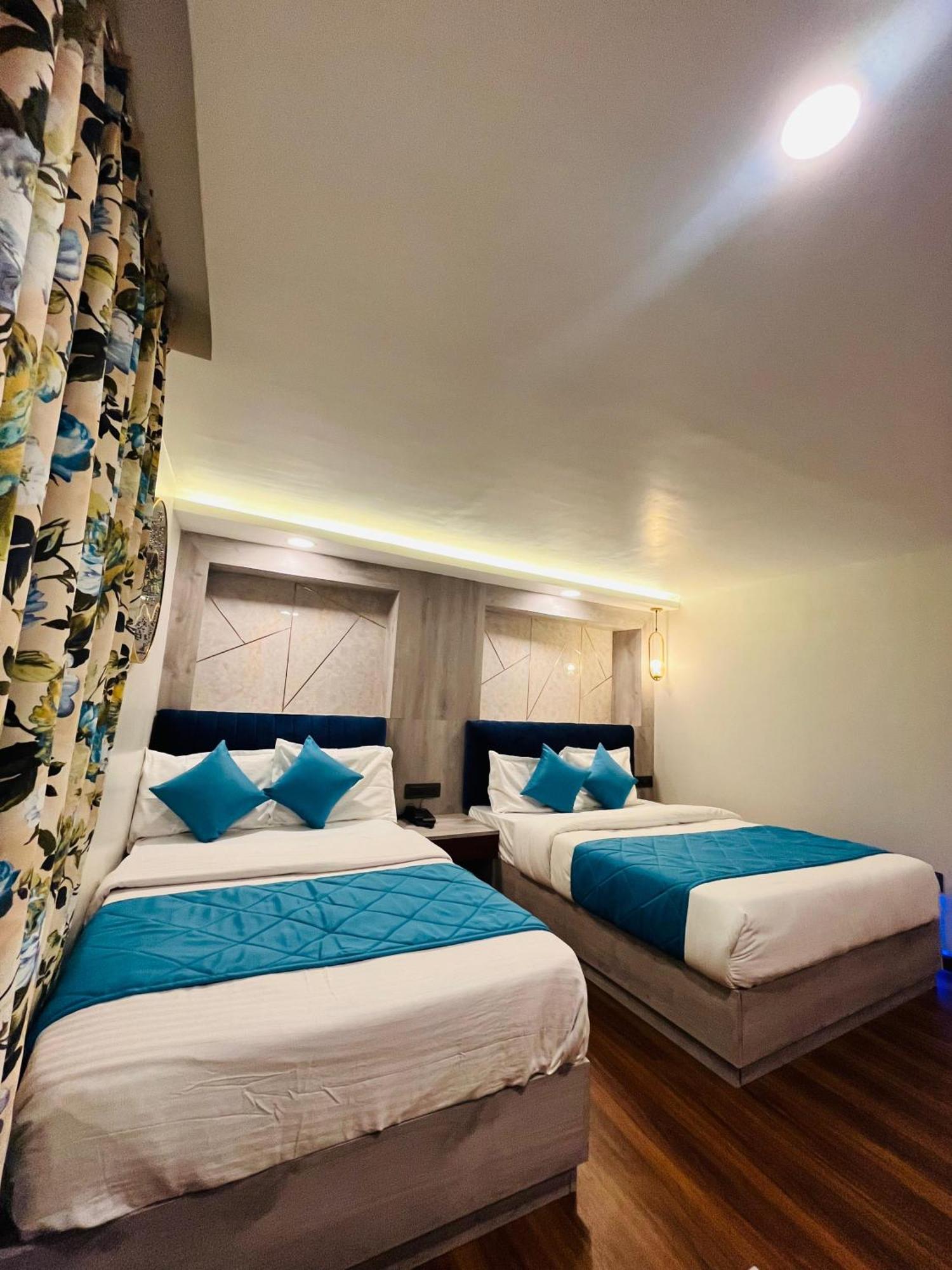 Hotel Broadway Boutique Mall Road Darjeeling - A Luxury Collection - Best Seller Exterior photo