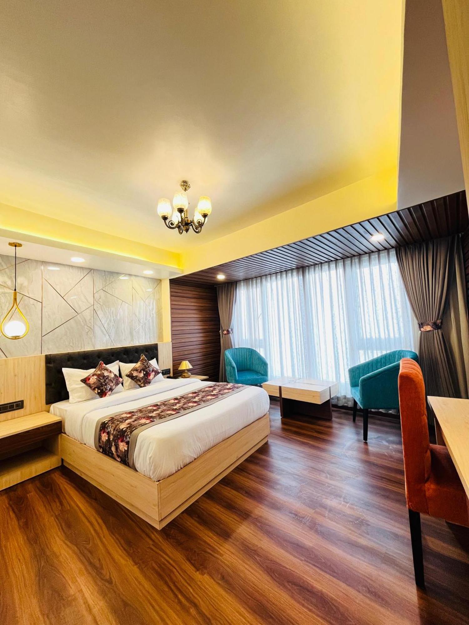 Hotel Broadway Boutique Mall Road Darjeeling - A Luxury Collection - Best Seller Exterior photo