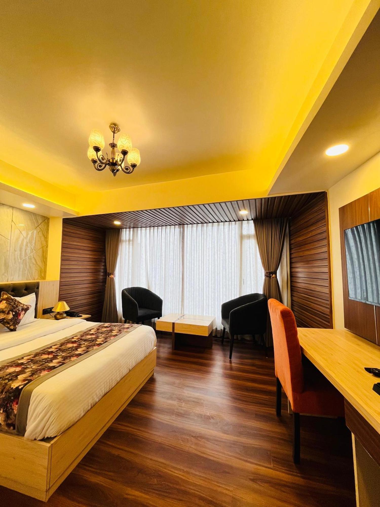 Hotel Broadway Boutique Mall Road Darjeeling - A Luxury Collection - Best Seller Exterior photo